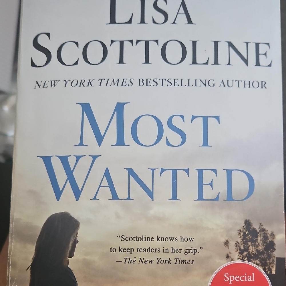 Most Wanted by Lisa Scottoline Book. Buy 3 Books Et 1 Free